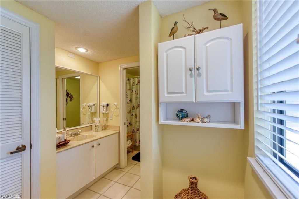 64 4th St, Unit C207, Bonita Springs, FL 34134 Photo