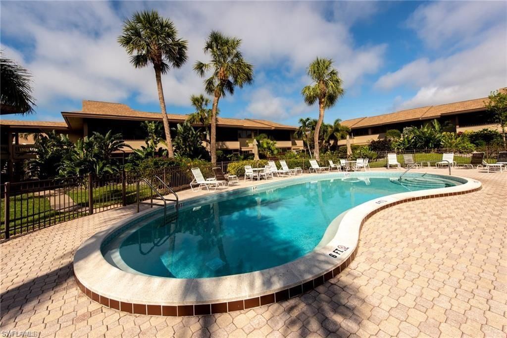 64 4th St, Unit C207, Bonita Springs, FL 34134 Photo