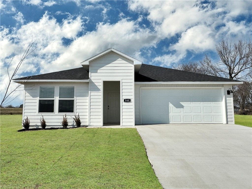 590 Shepherd Street, Prairie Grove, AR 72753 Main Photo