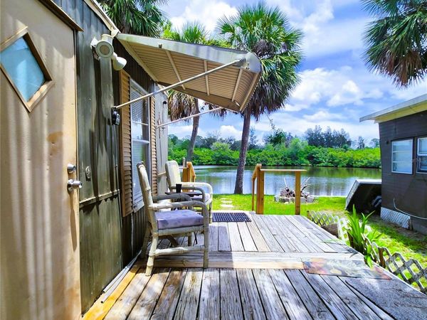 6975 EDGEWATER DRIVE, NEW PORT RICHEY, FL 34652