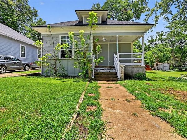 110 E Munson Street, Denison, TX 75021