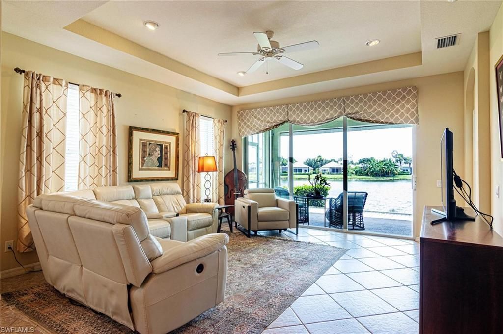 2638 Anguilla Dr, Cape Coral, FL 33991 Photo