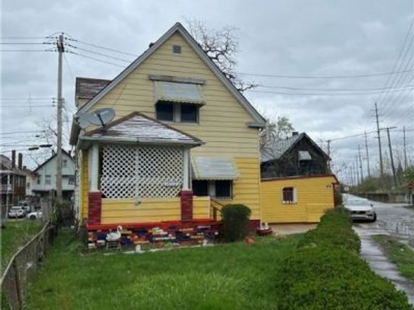 14517 Scioto Avenue, Cleveland, OH 44112