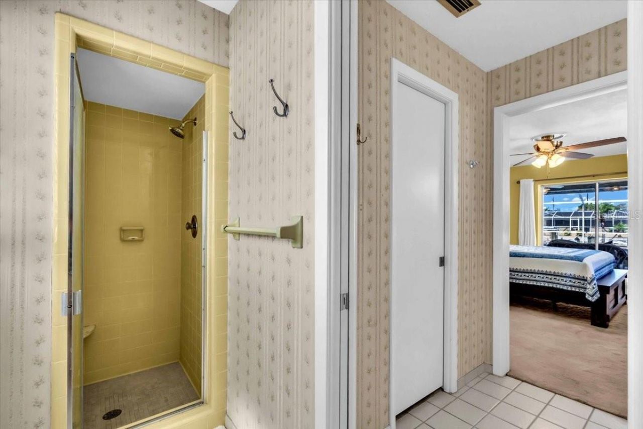 3816 Royal Palm Drive, Bradenton, FL 34210 Photo