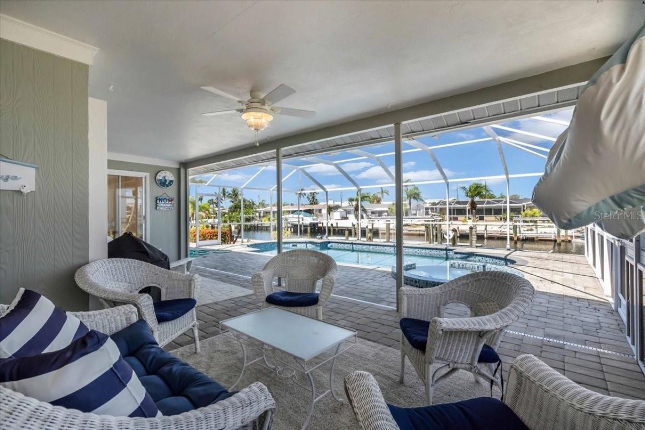 3816 Royal Palm Drive, Bradenton, FL 34210 Photo