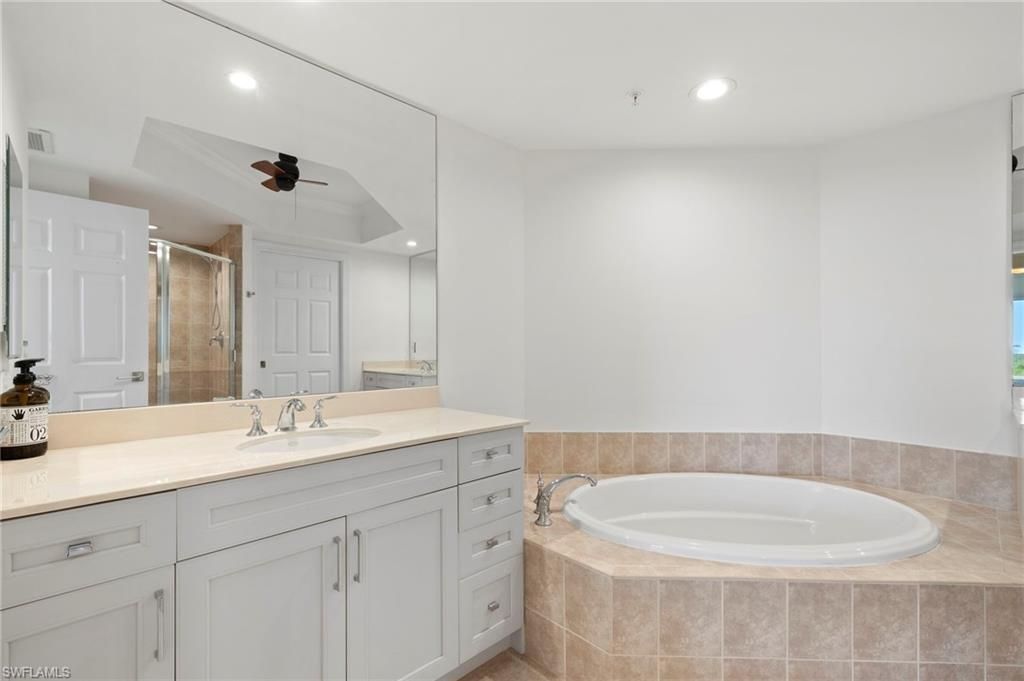 1065 Borghese Ln, Unit 403, Naples, FL 34114 Photo