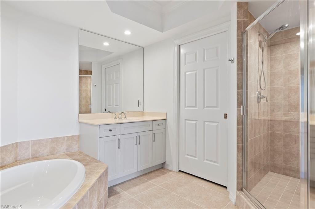 1065 Borghese Ln, Unit 403, Naples, FL 34114 Photo