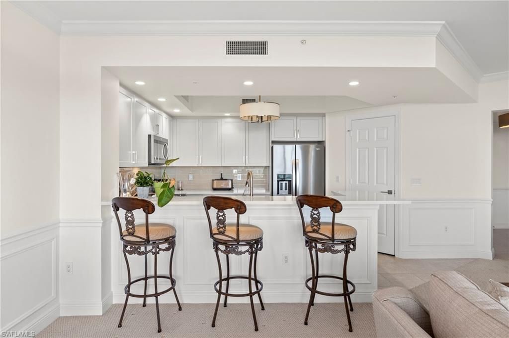 1065 Borghese Ln, Unit 403, Naples, FL 34114 Photo
