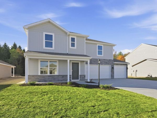 5040 Beechmont Lane, New Haven, IN 46774