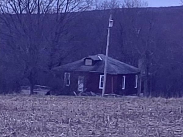 1650 County Line Rd., Champion, PA 15628