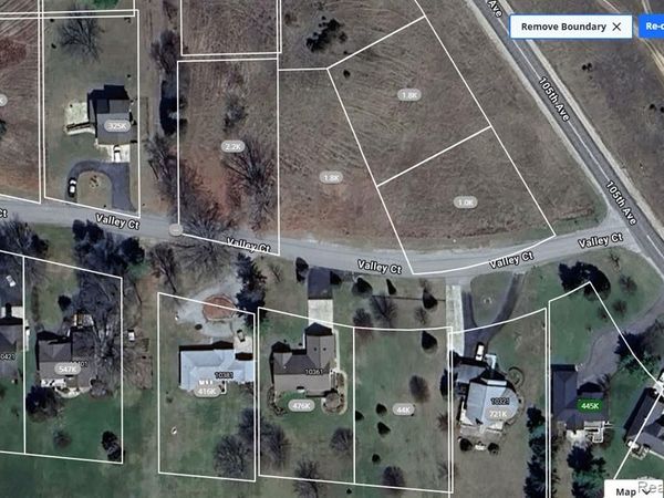 10356 Valley Court, Stanwood Vlg, MI 49346