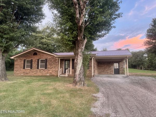 389 4Th Ave, Cookeville, TN 38506