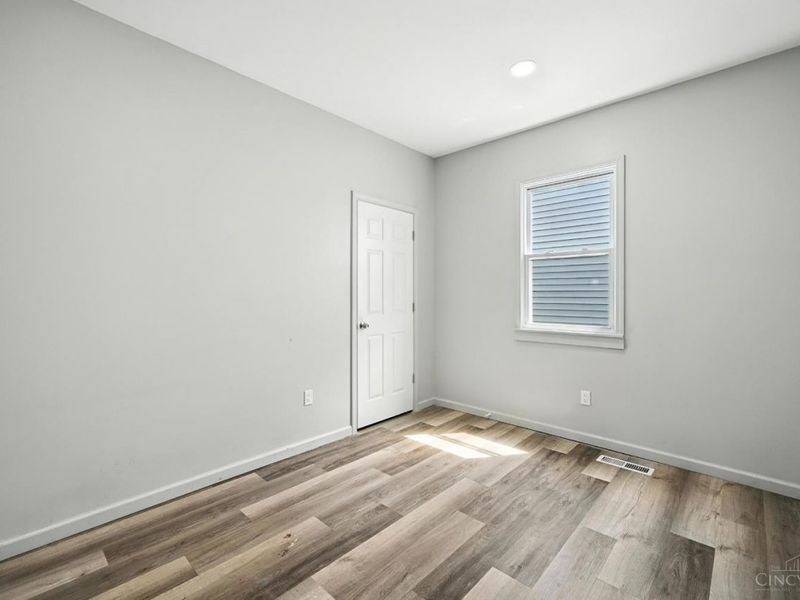 316 Klotter Avenue, Cincinnati, OH 45219 Photo 5