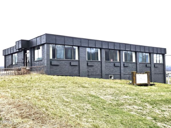 520 West Main Street, Rogersville, TN 37857