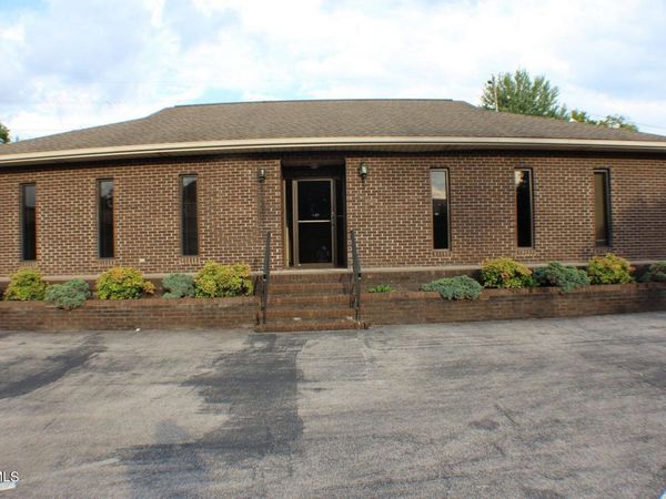 1637 North Eastman Road, Kingsport, TN 37660