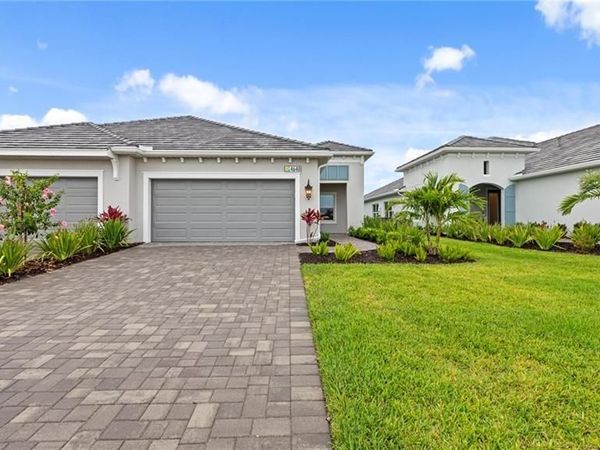 4592 SkySail DR, NAPLES, FL 34120