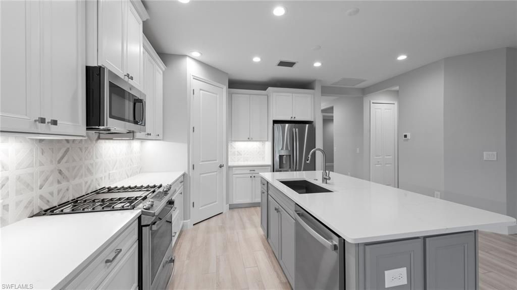 4592 Skysail Dr, Naples, FL 34120 Photo
