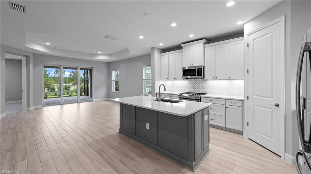 4592 Skysail Dr, Naples, FL 34120 Photo