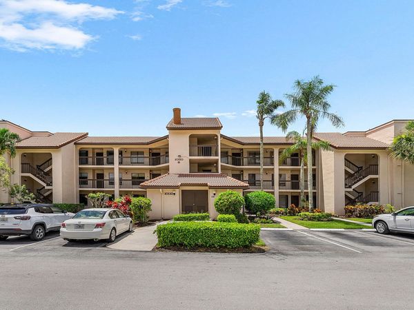 10110 Cedar Point Boulevard, Unit 203, Boynton Beach, FL 33437