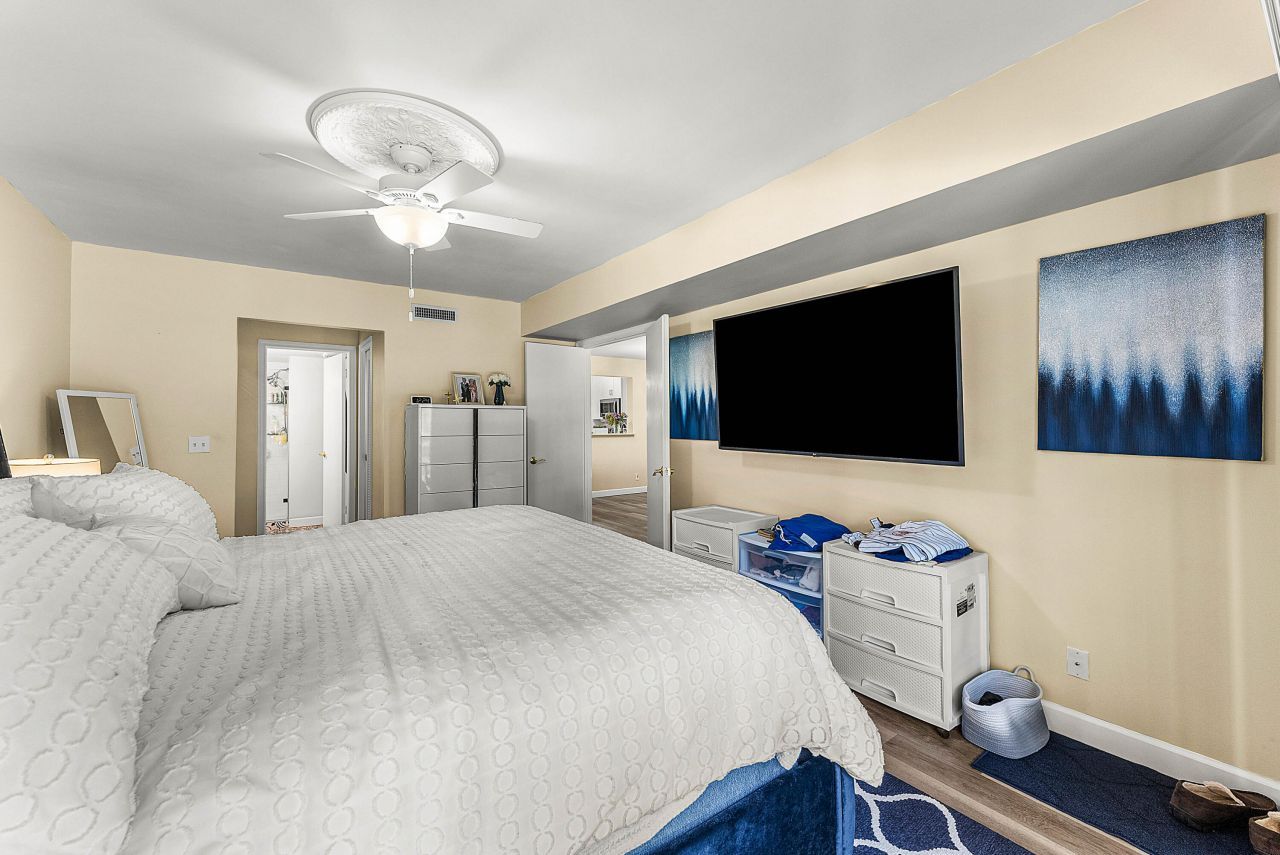 10110 Cedar Point Boulevard, Unit 203, Boynton Beach, FL 33437 Photo