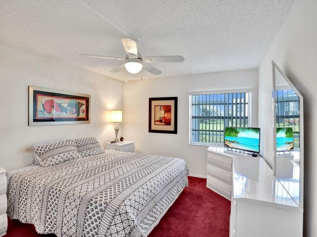 298 Burgundy G, Delray Beach, FL 33484 Photo