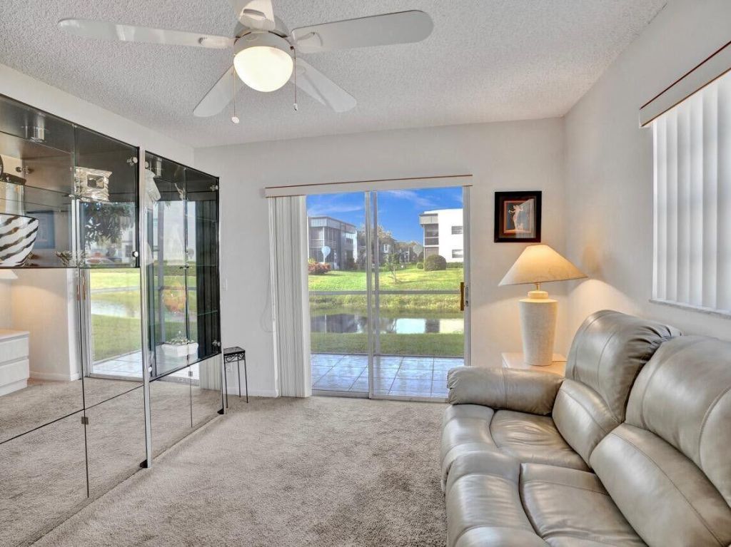 298 Burgundy G, Delray Beach, FL 33484 Photo