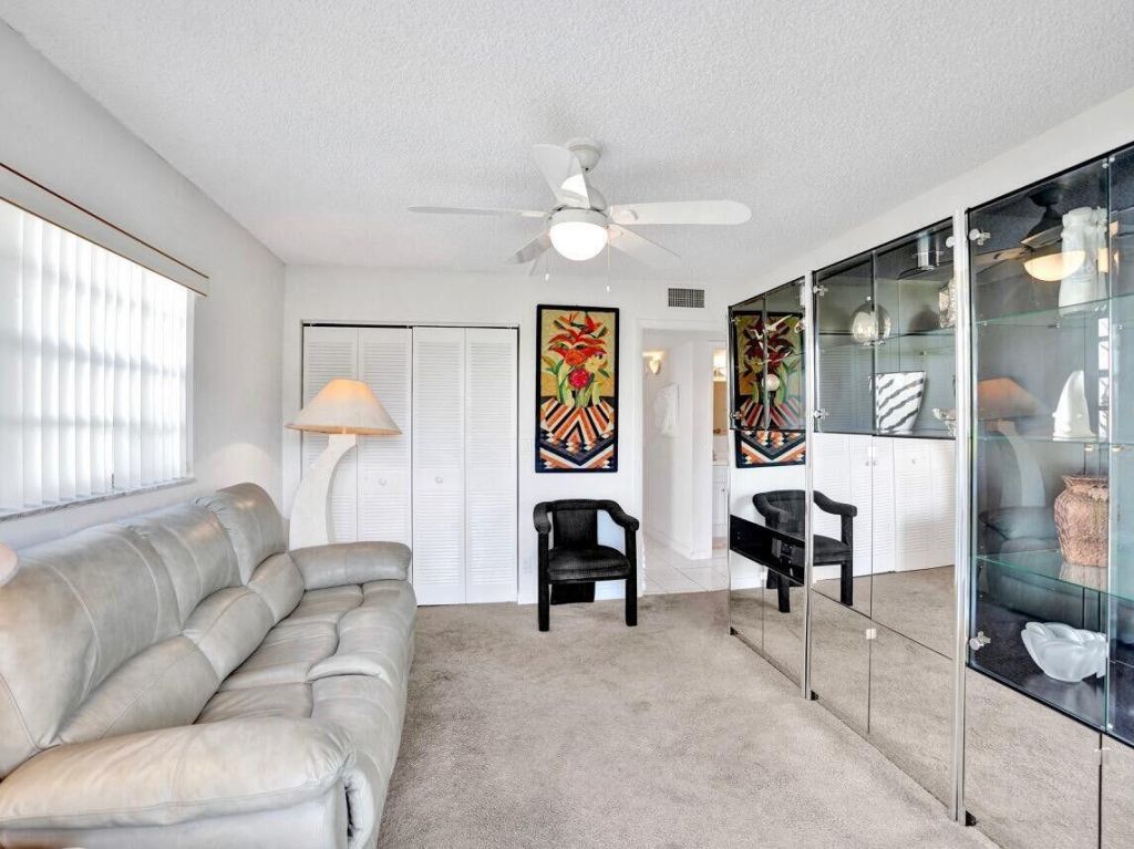 298 Burgundy G, Delray Beach, FL 33484 Photo