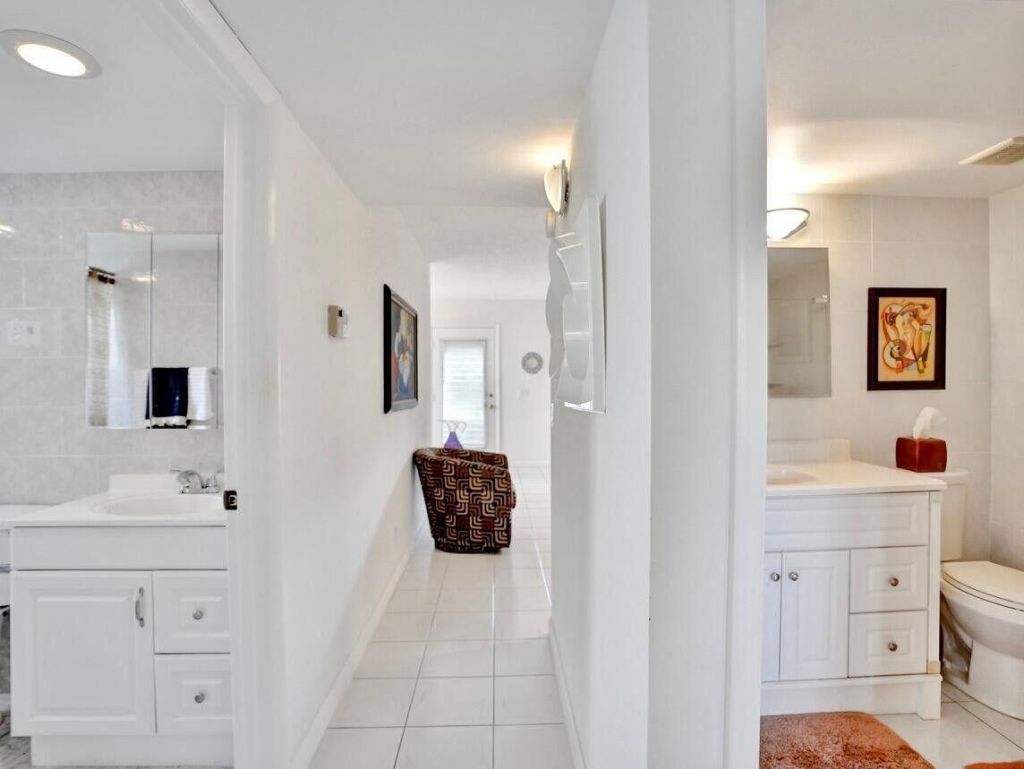 298 Burgundy G, Delray Beach, FL 33484 Photo