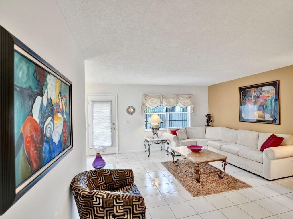 298 Burgundy G, Delray Beach, FL 33484 Photo