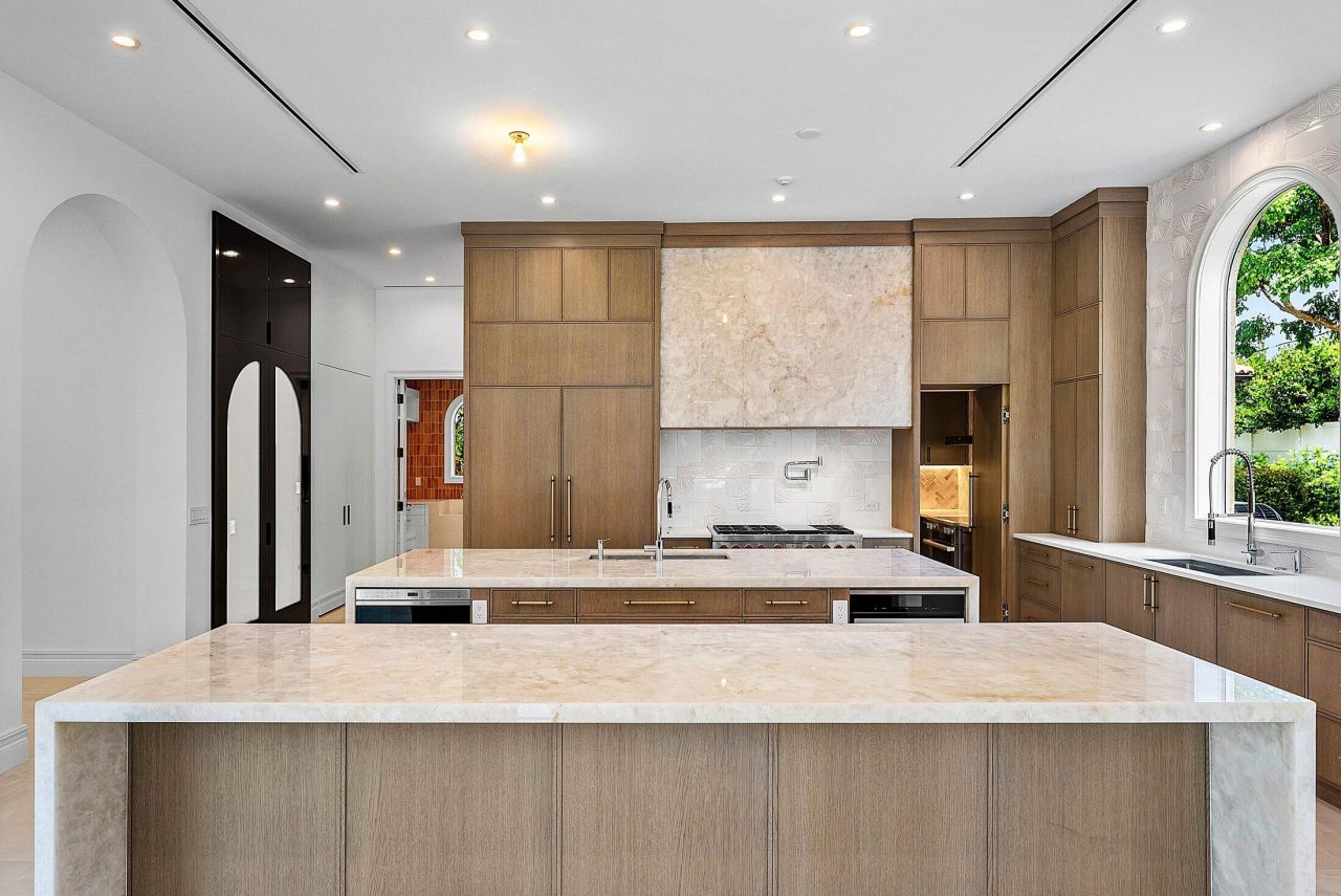 2002 NW 4th Avenue, Delray Beach, FL 33444 Photo