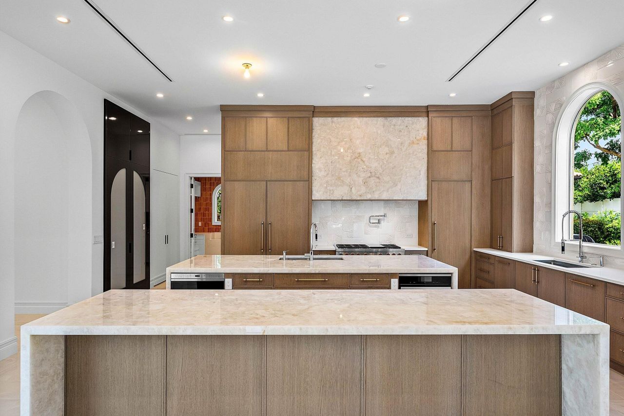 2002 NW 4th Avenue, Delray Beach, FL 33444 Photo