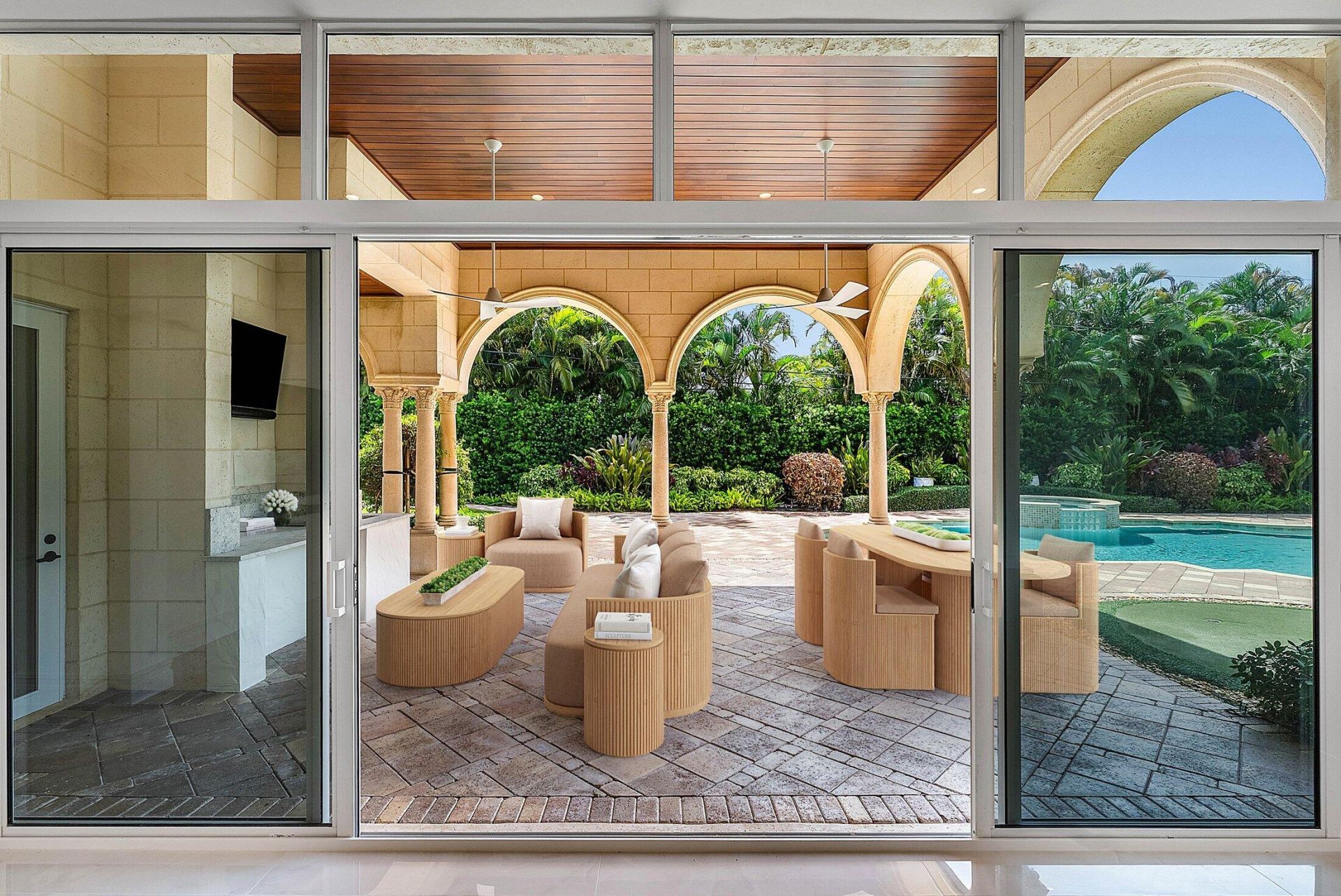 2002 NW 4th Avenue, Delray Beach, FL 33444 Photo