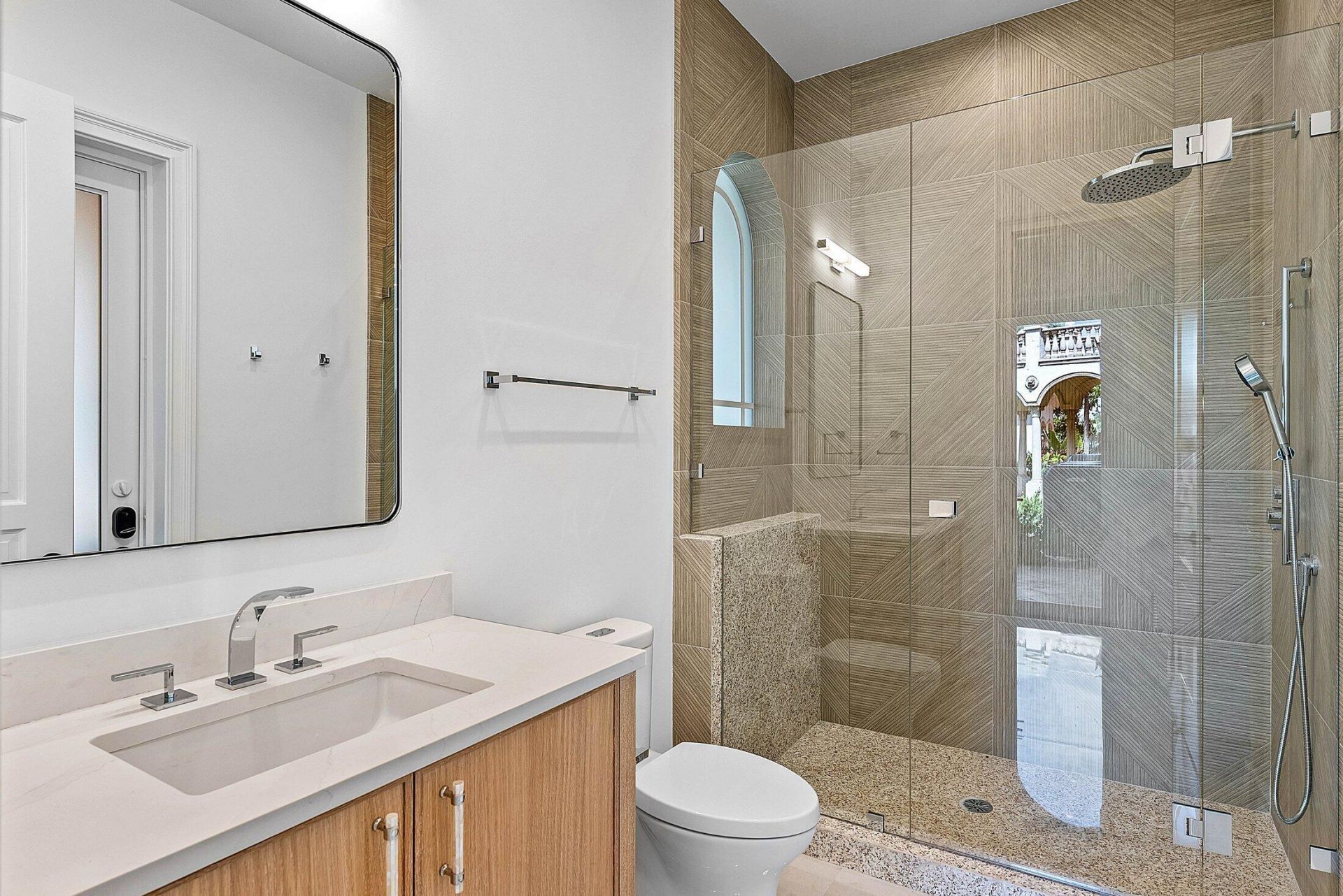 2002 NW 4th Avenue, Delray Beach, FL 33444 Photo