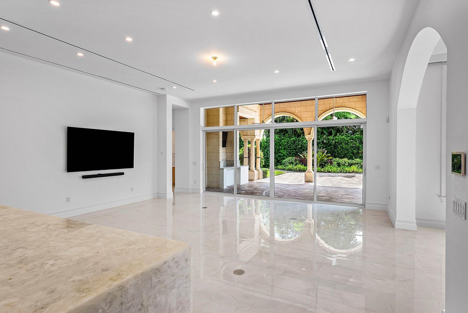 2002 NW 4th Avenue, Delray Beach, FL 33444 Photo