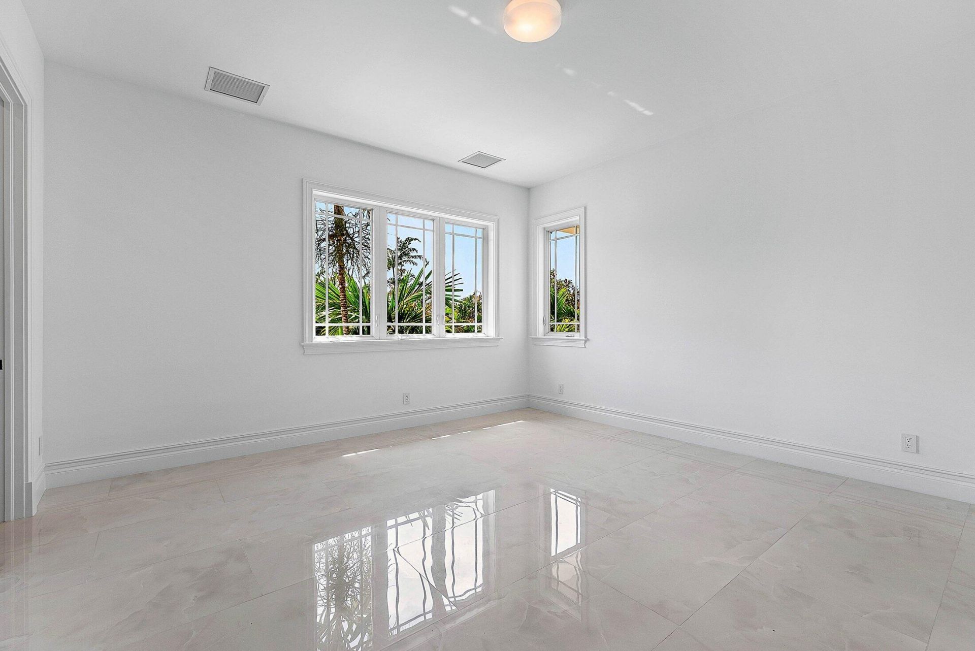 2002 NW 4th Avenue, Delray Beach, FL 33444 Photo