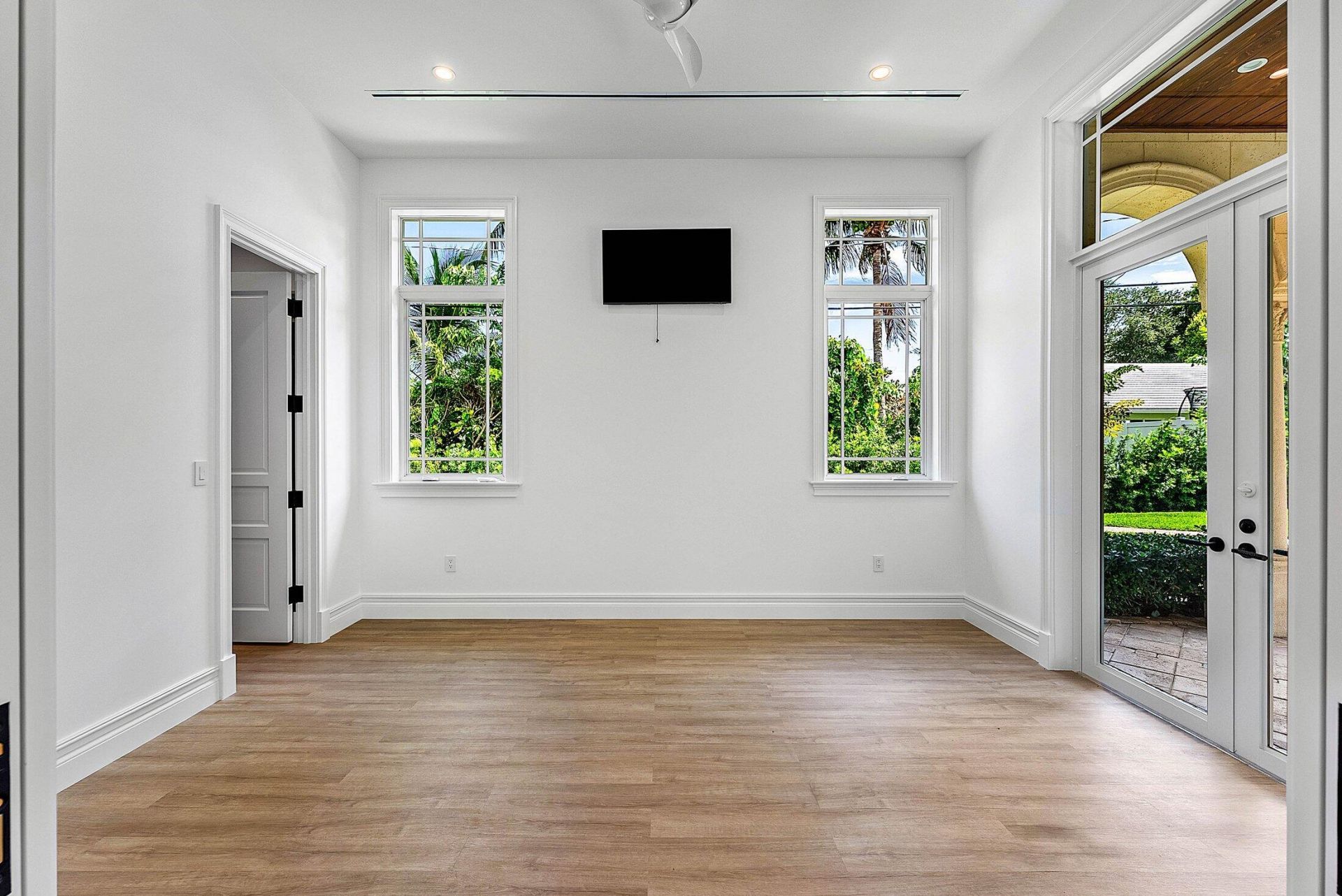 2002 NW 4th Avenue, Delray Beach, FL 33444 Photo