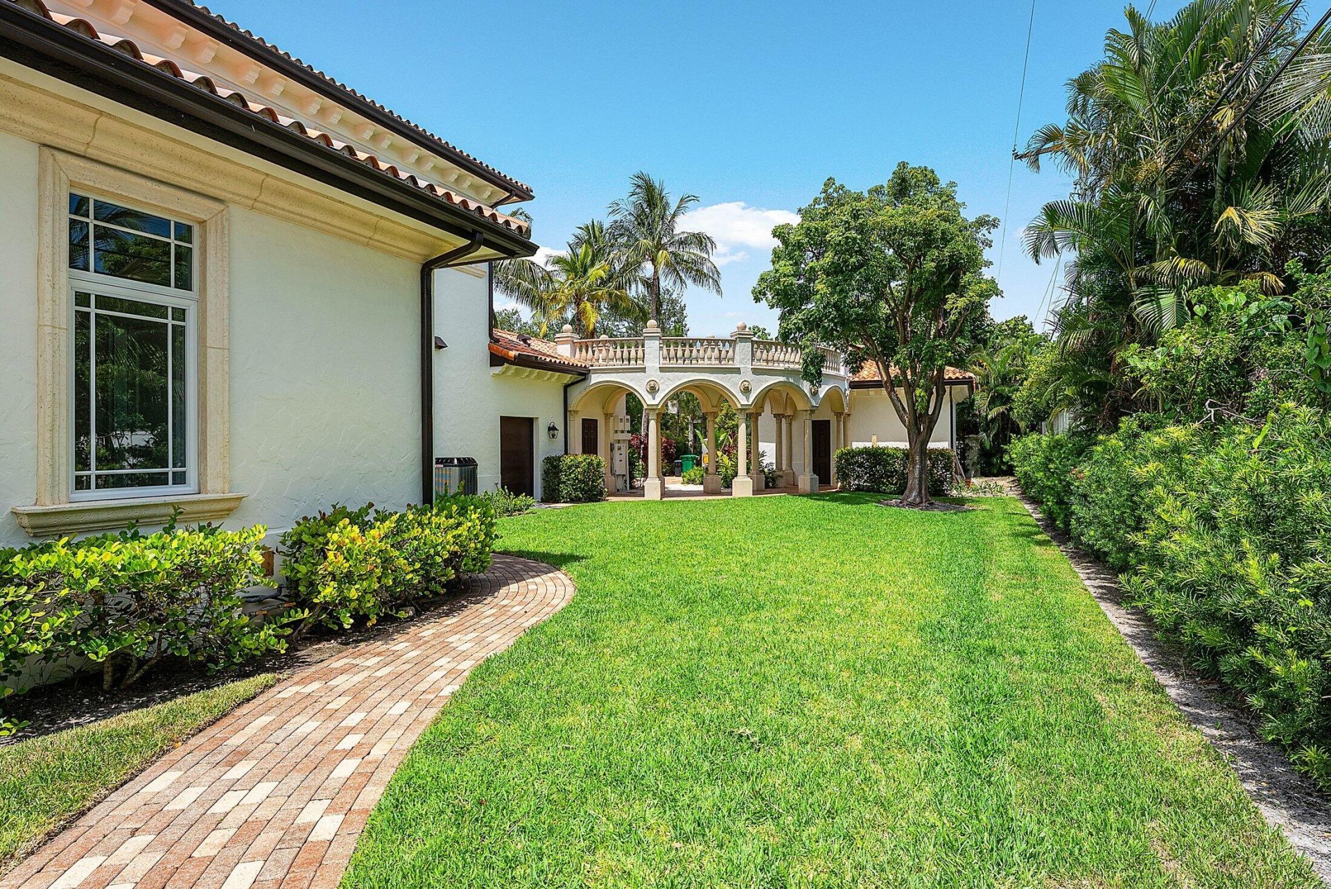 2002 NW 4th Avenue, Delray Beach, FL 33444 Photo