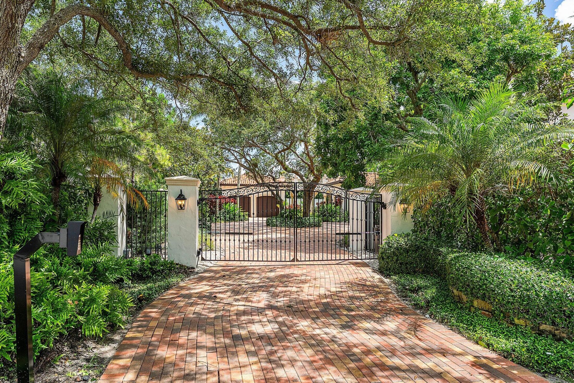 2002 NW 4th Avenue, Delray Beach, FL 33444 Photo
