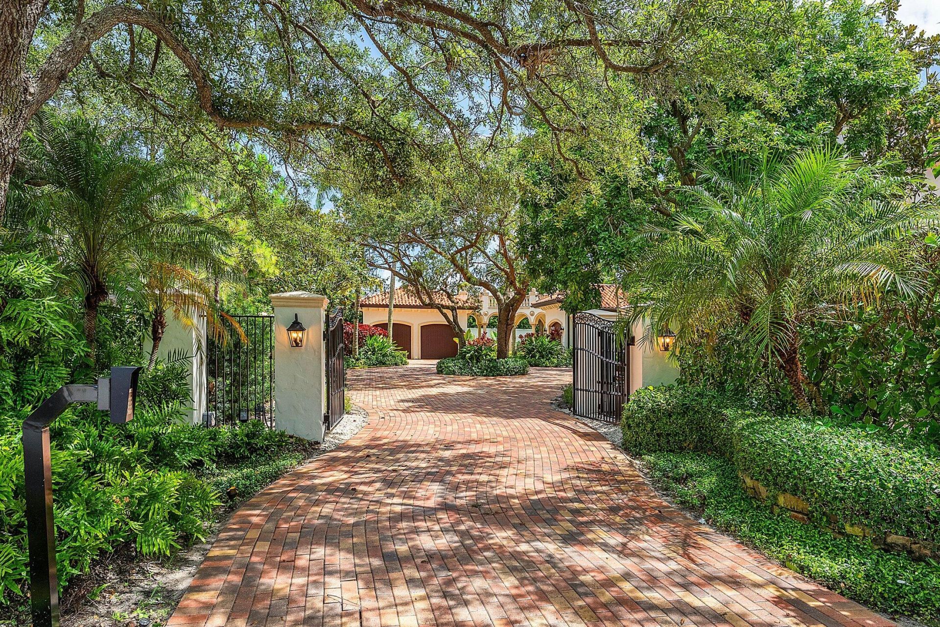 2002 NW 4th Avenue, Delray Beach, FL 33444 Photo