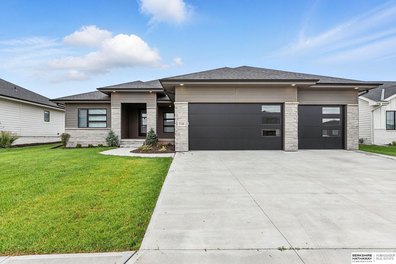 w#bdq♡ 68022 Real Estate - 68022 Homes For Sale | Zillow