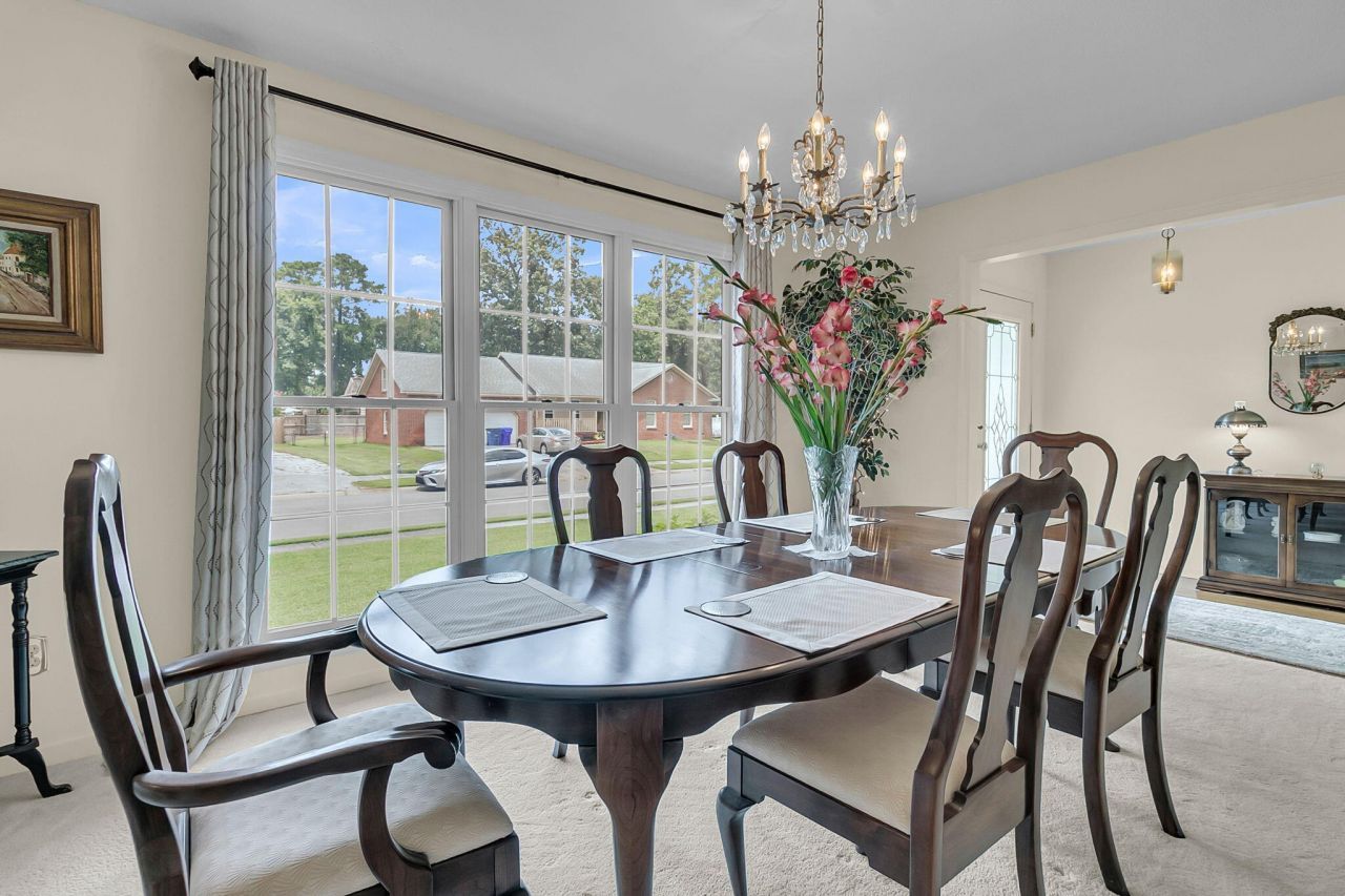 1647 Sulgrave Road Photo 23