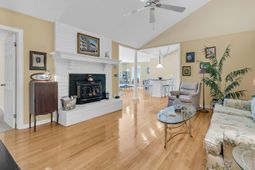 1647 Sulgrave Road photo 4