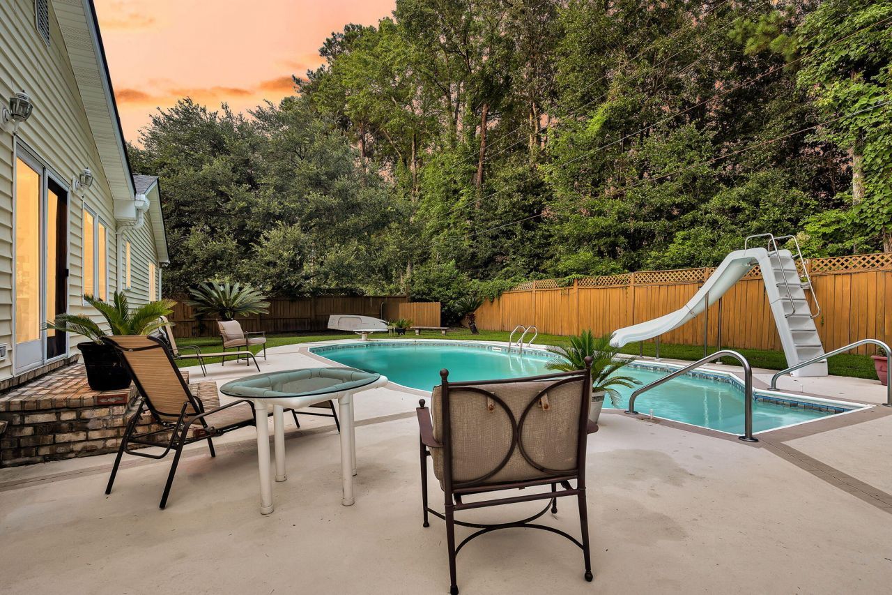 1647 Sulgrave Road Photo 53