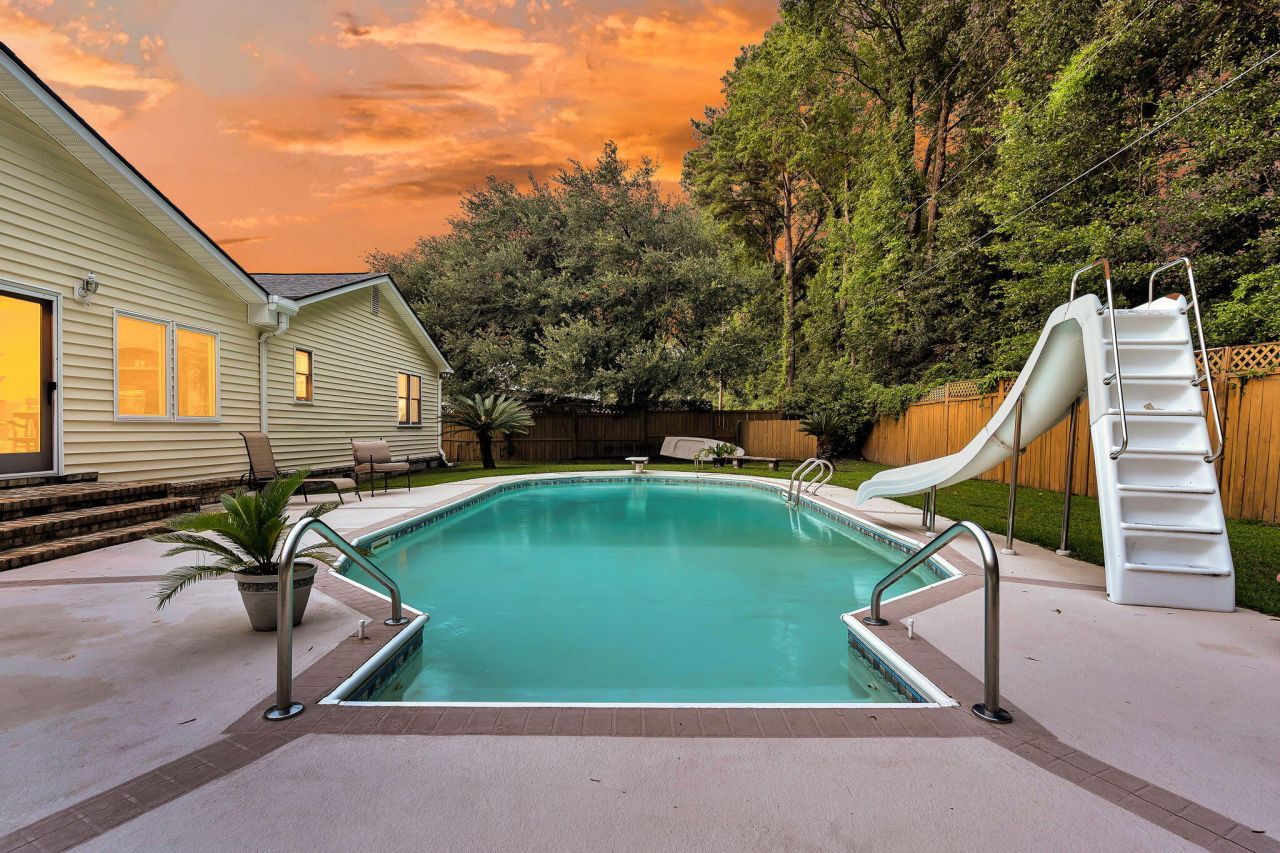 1647 Sulgrave Road Photo 54