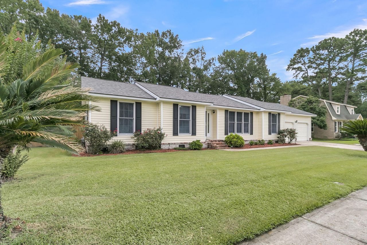 1647 Sulgrave Road Photo 61