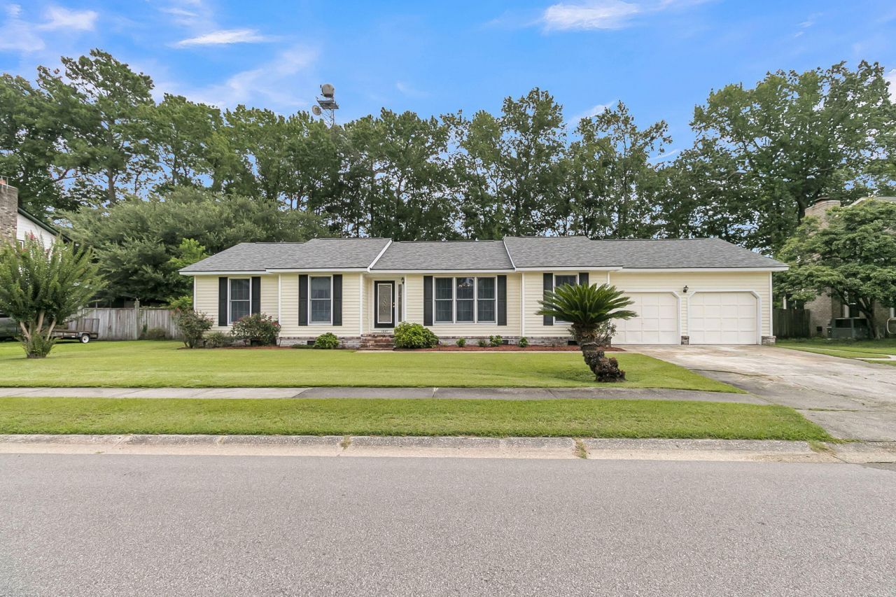 1647 Sulgrave Road Photo 62