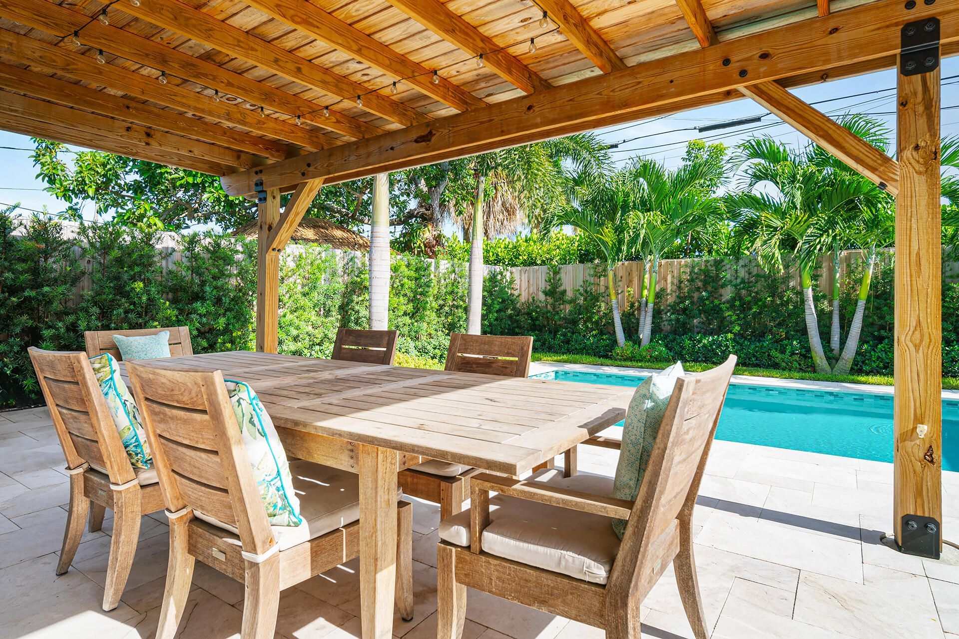 230 Santa Lucia Drive, West Palm Beach, FL 33405 Photo