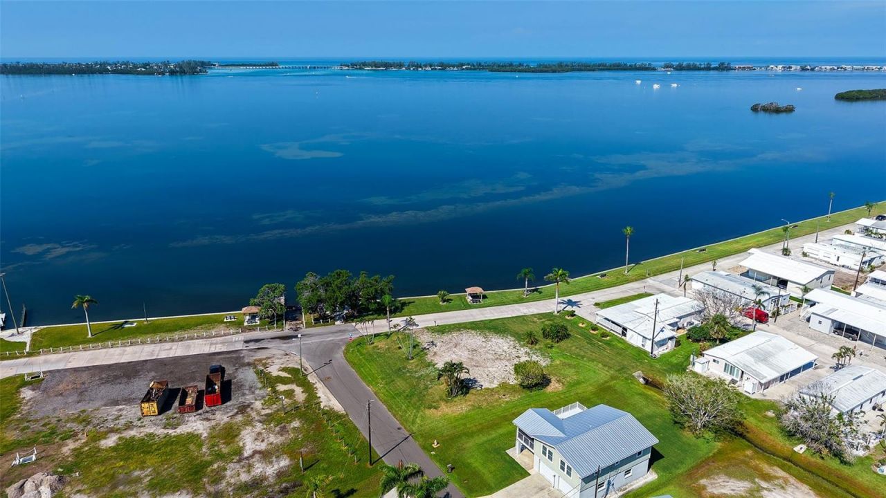 10315 Cortez Road W, Lot #1/2 BV, Bradenton, FL 34210 Photo