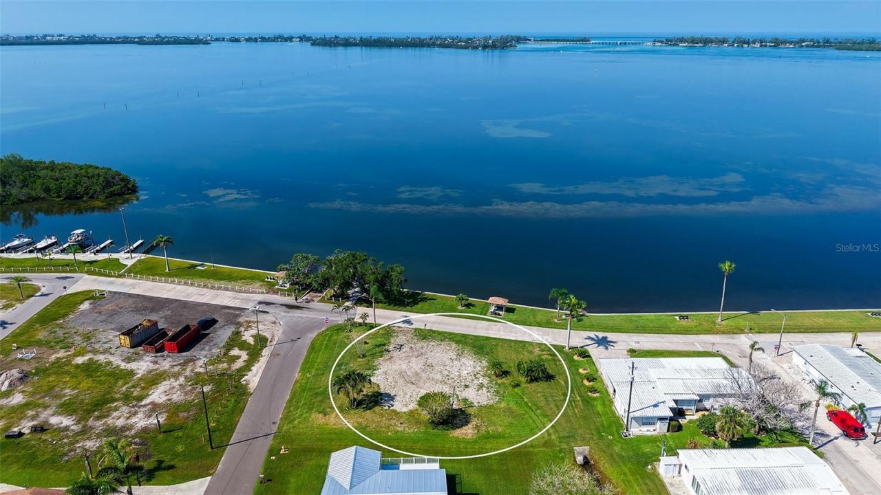 10315 Cortez Road W, Lot #1/2 BV, Bradenton, FL 34210 Photo