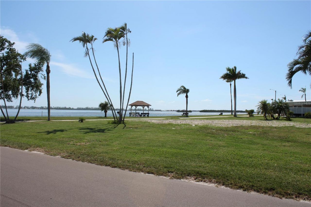10315 Cortez Road W, Lot #1/2 BV, Bradenton, FL 34210 Photo